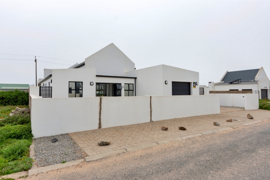 3 Bedroom Property for Sale in Britannia Bay Western Cape